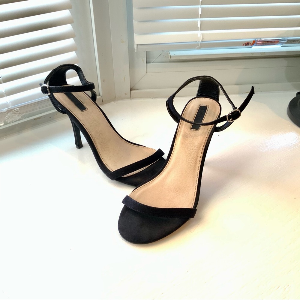 Forever 21 black heels 
Used 
Box Not included